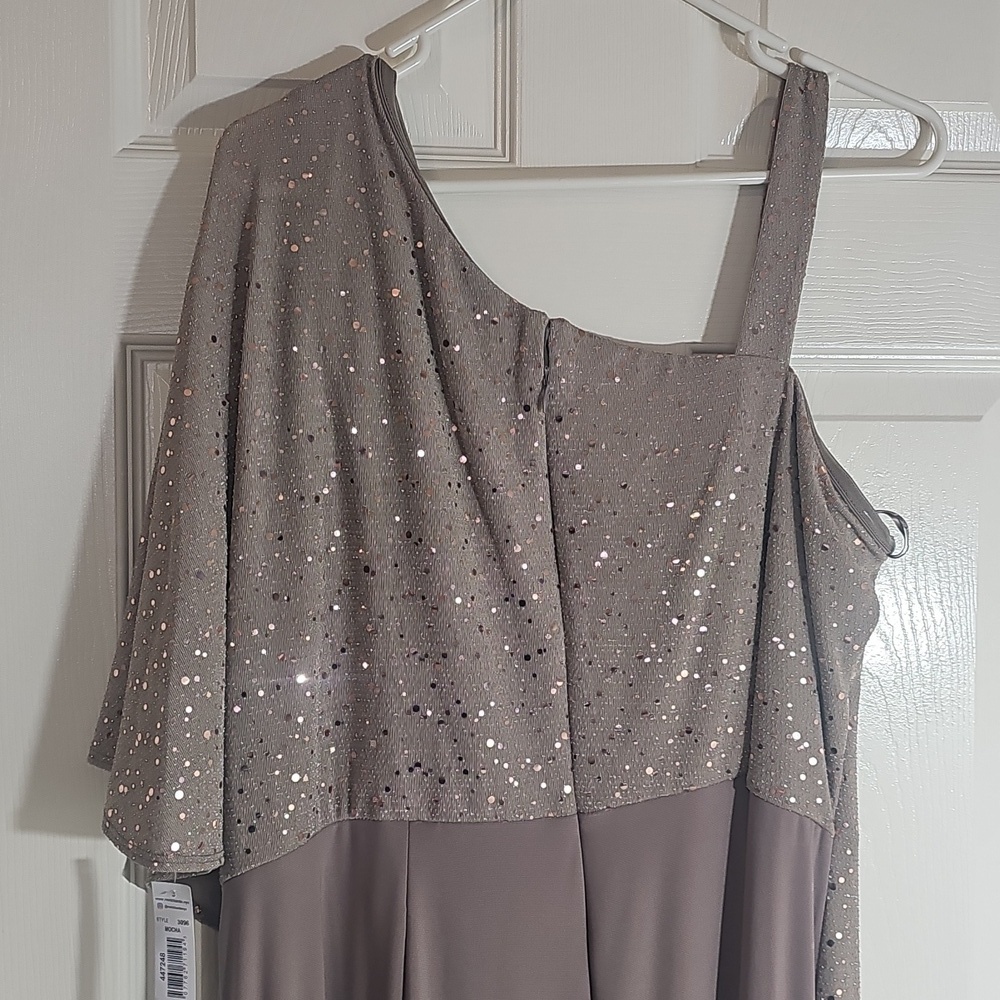NWT R&M Mocha One-Shoulder Sequins Jumpsuit Size 18 Wedding    Bridal Dressy - Picture 5 of 14